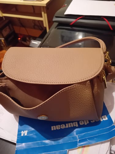 Customer photo review of Sac à bandoulière tendance avec pendentif éléphant