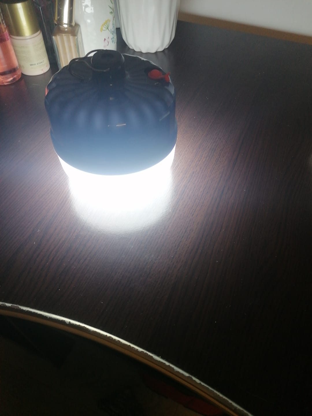 Customer photo review of Bec led cu acumulator: 100w, 60w, 40w