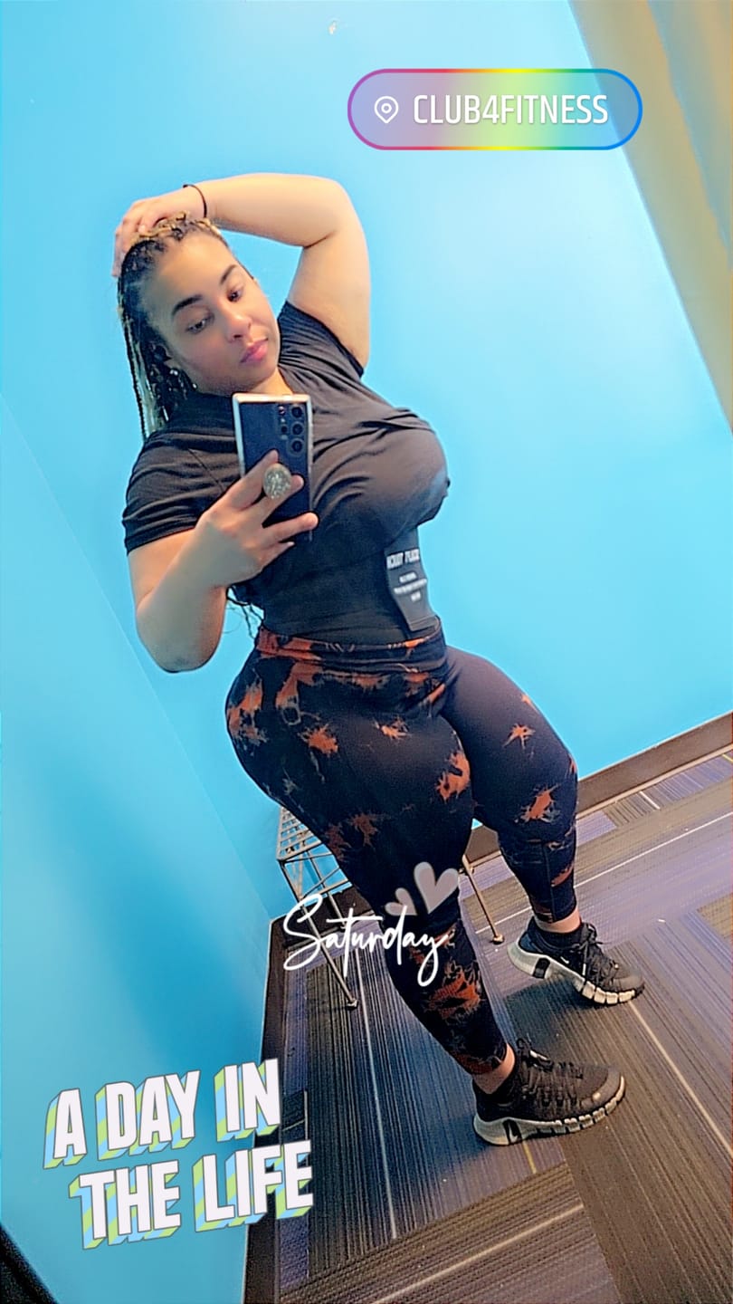Customer photo review of (On Sale $0.01) Hourglass Girdle