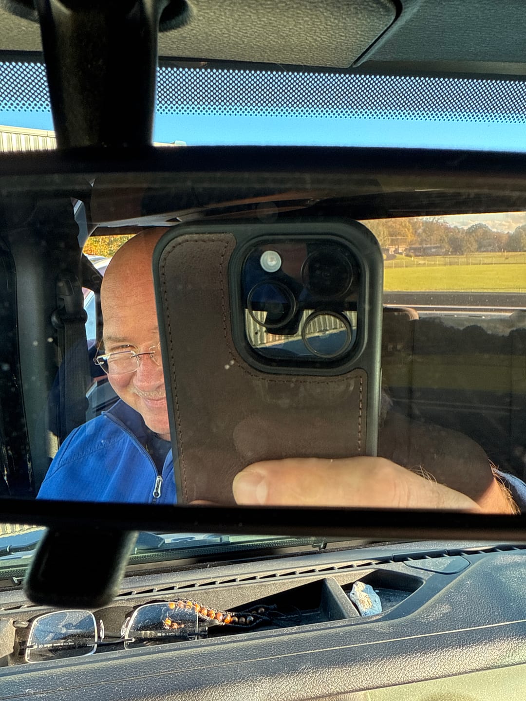 Customer photo review of Lucca Snap On Leather Case for iPhone 16 Pro