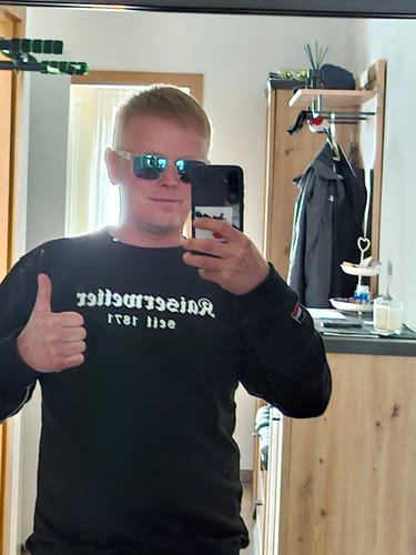Customer photo review of Schwarzes Sweatshirt mit weißem Aufdruck Kaiserwetter 1871, Deutsches Kaiserreich