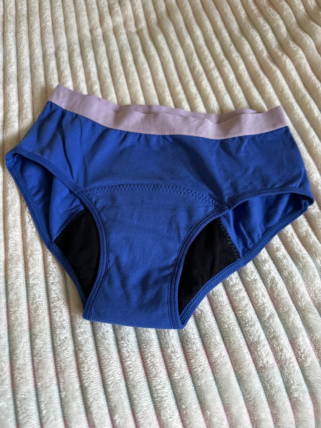 Customer photo review of Culotte Menstruelle Ados Victoire - Edition Limitée