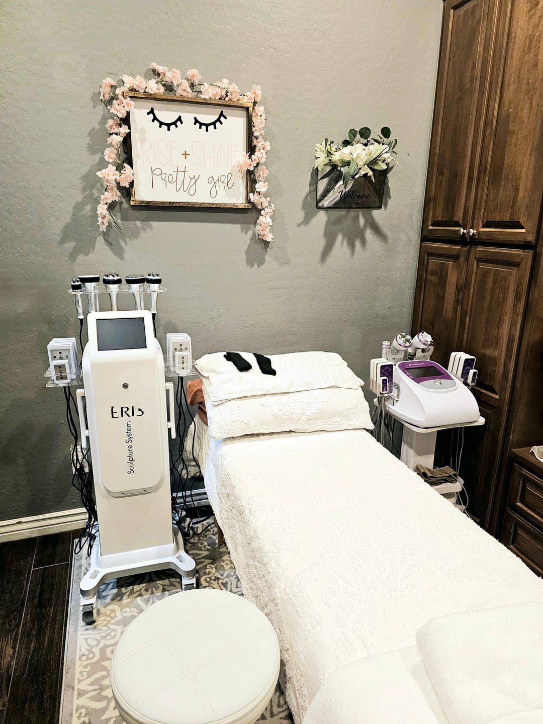 Customer photo review of Eris Lipo Cavitation Machine 6 in 1 Professional