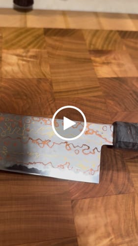 Customer video review of Hatsukokoro Hayabusa Rainbow Santoku 180 mm