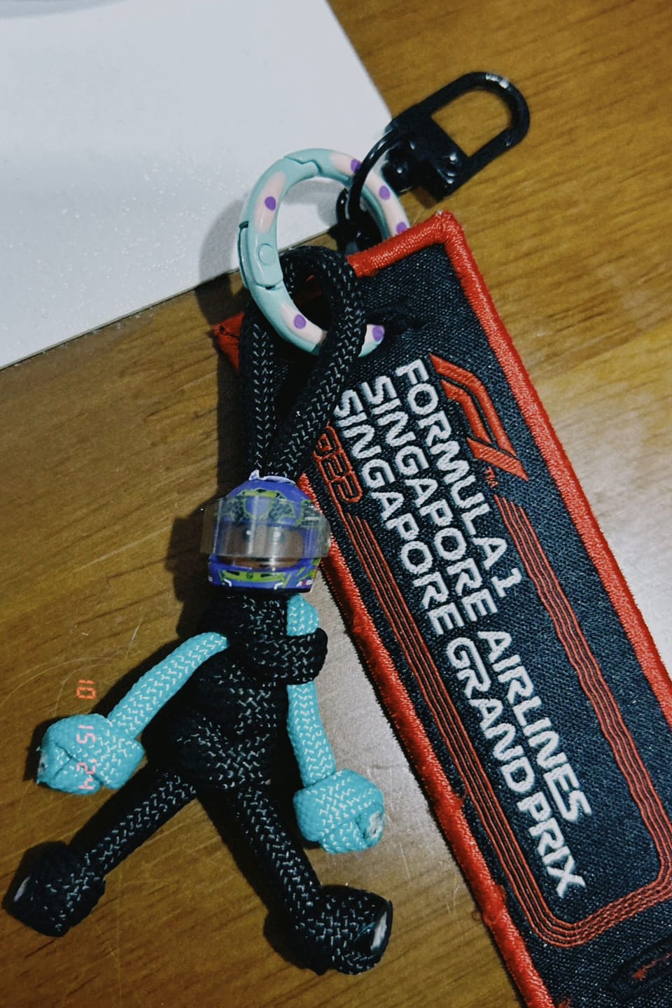 Customer photo review of Darth Vader Paracord Buddy Keychain
