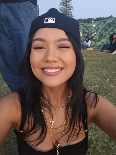 Customer photo review of PRISM (GOLD GRILLZ)