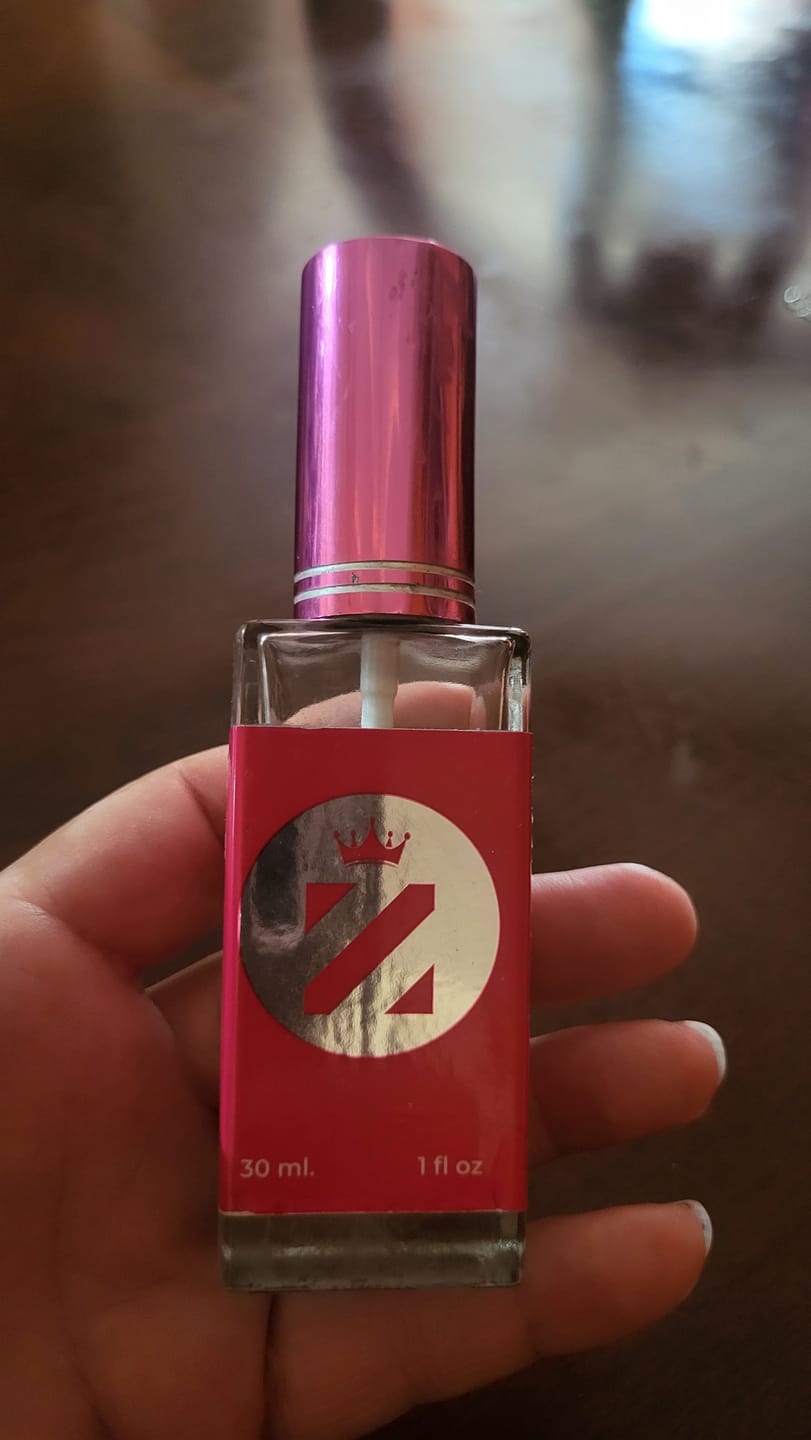Customer photo review of Perfume Tendencia D IDOLE zenz