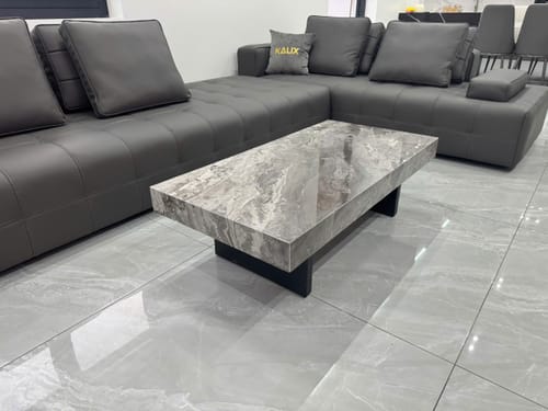 Customer photo review of Bàn trà hình chữ nhật, mặt đá Lamar, khung chân sắt sơn tĩnh điện - Pietra