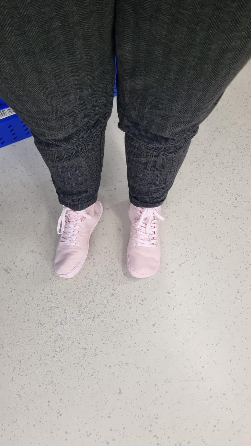 Customer photo review of Vaistoa Tunto -paljasjalkatennarit