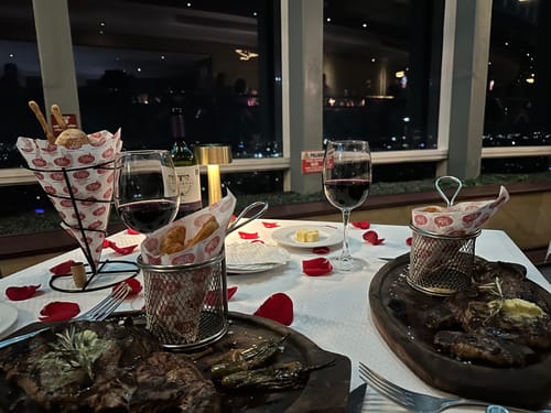 Customer photo review of Cena Romántica