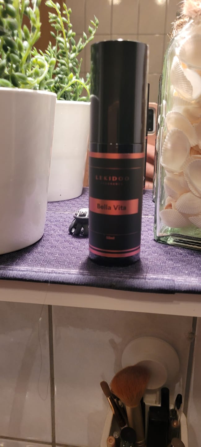 Customer photo review of Bella Vita