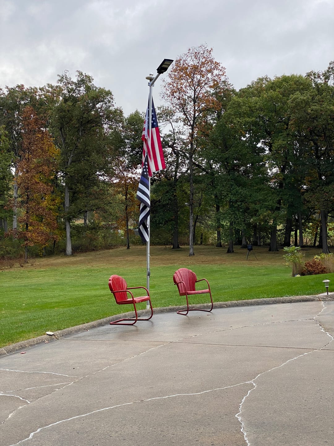 Customer photo review of 60W Solar Street Light 6000 Lumens
