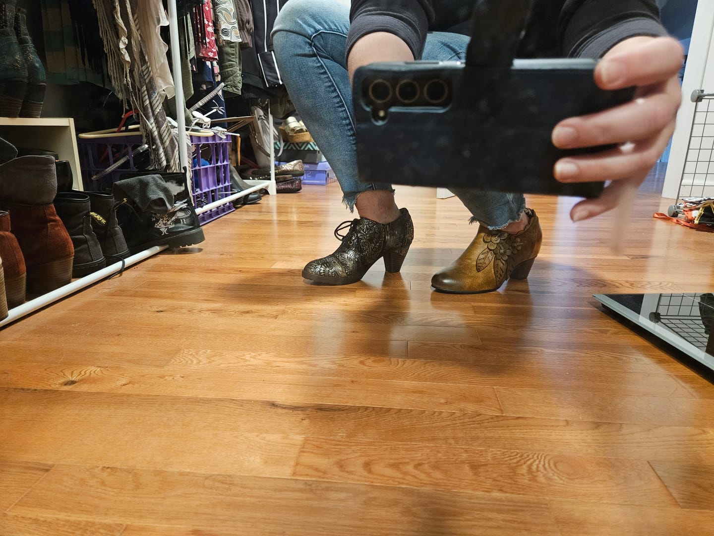 Customer photo review of Retro Handmade Floral Leather Low-Heel Pumps