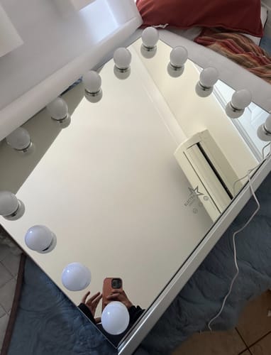 Customer photo review of Hollywood Mirror Large "Angel"