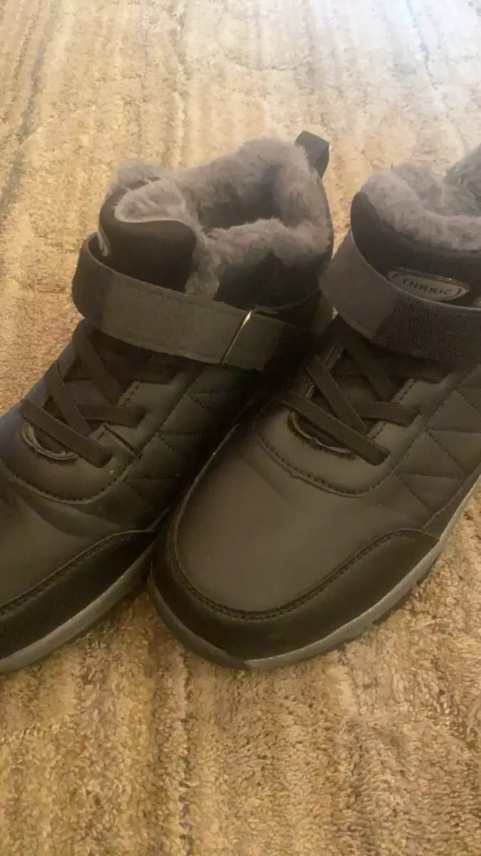 Customer photo review of FrostFit - schmerzlindernder, wasserdichter & isolierter Barfußschuh