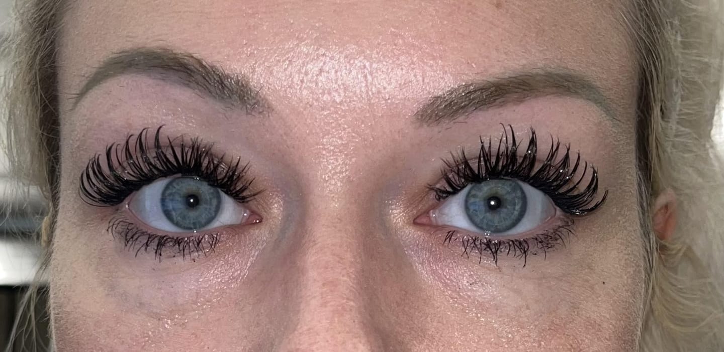 Customer photo review of MyLashes комплект за миглопластика
