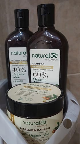 Customer photo review of Set Shampoo + Acondicionador + Mascarara Reparación Aloe & Argan