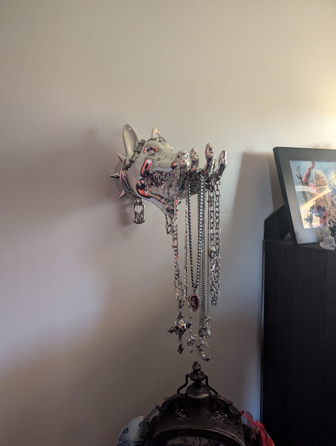Customer photo review of HELLHOUND JEWELRY HOLDER