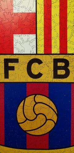 Customer photo review of FC Barcelona® Logo - Holzpuzzle