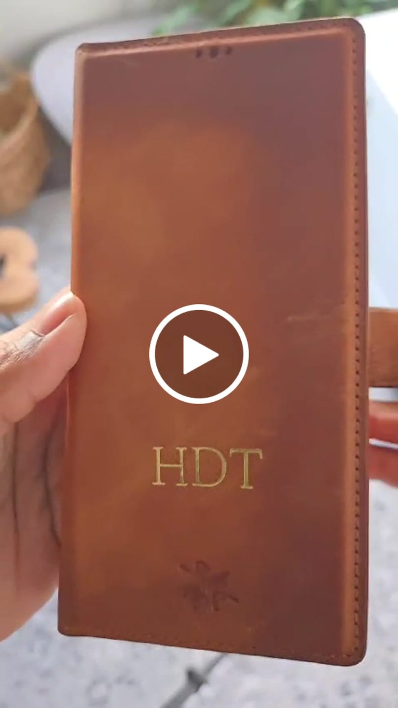Customer video review of Florence RFID Blocking Leather Wallet Case for Samsung Galaxy S23 Plus