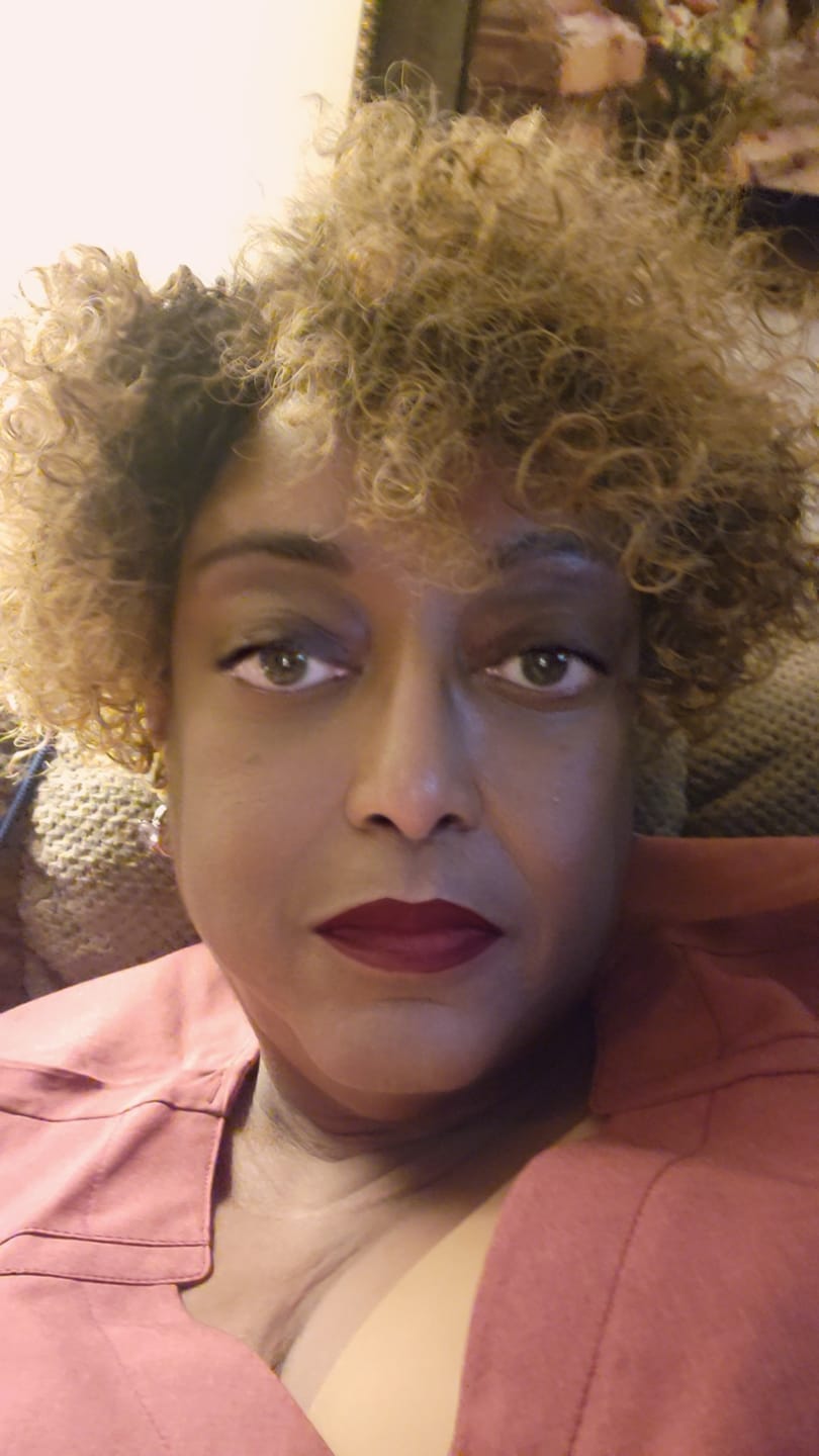 Customer photo review of Mane Concept Red Carpet Mature Slay HD Lace Front Wig - RCMS283-SPIKE