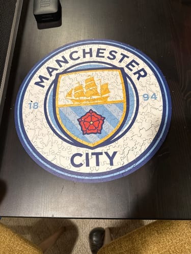 Customer photo review of Manchester City FC® Logo - Holzpuzzle