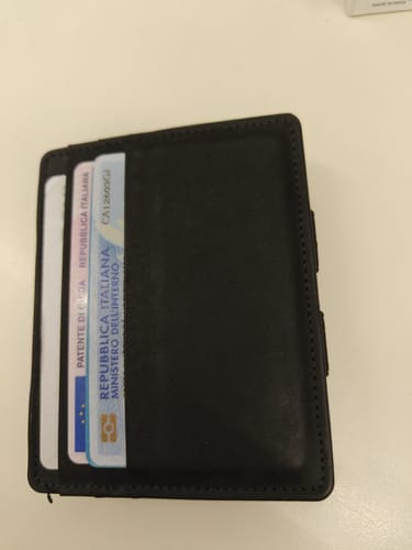 Customer photo review of Flap Boy - Magic Wallet with Coin Pocket