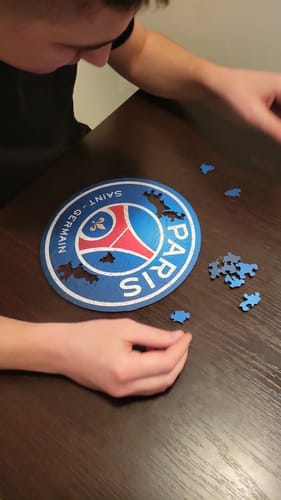 Customer photo review of PSG FC® Logo - Holzpuzzle