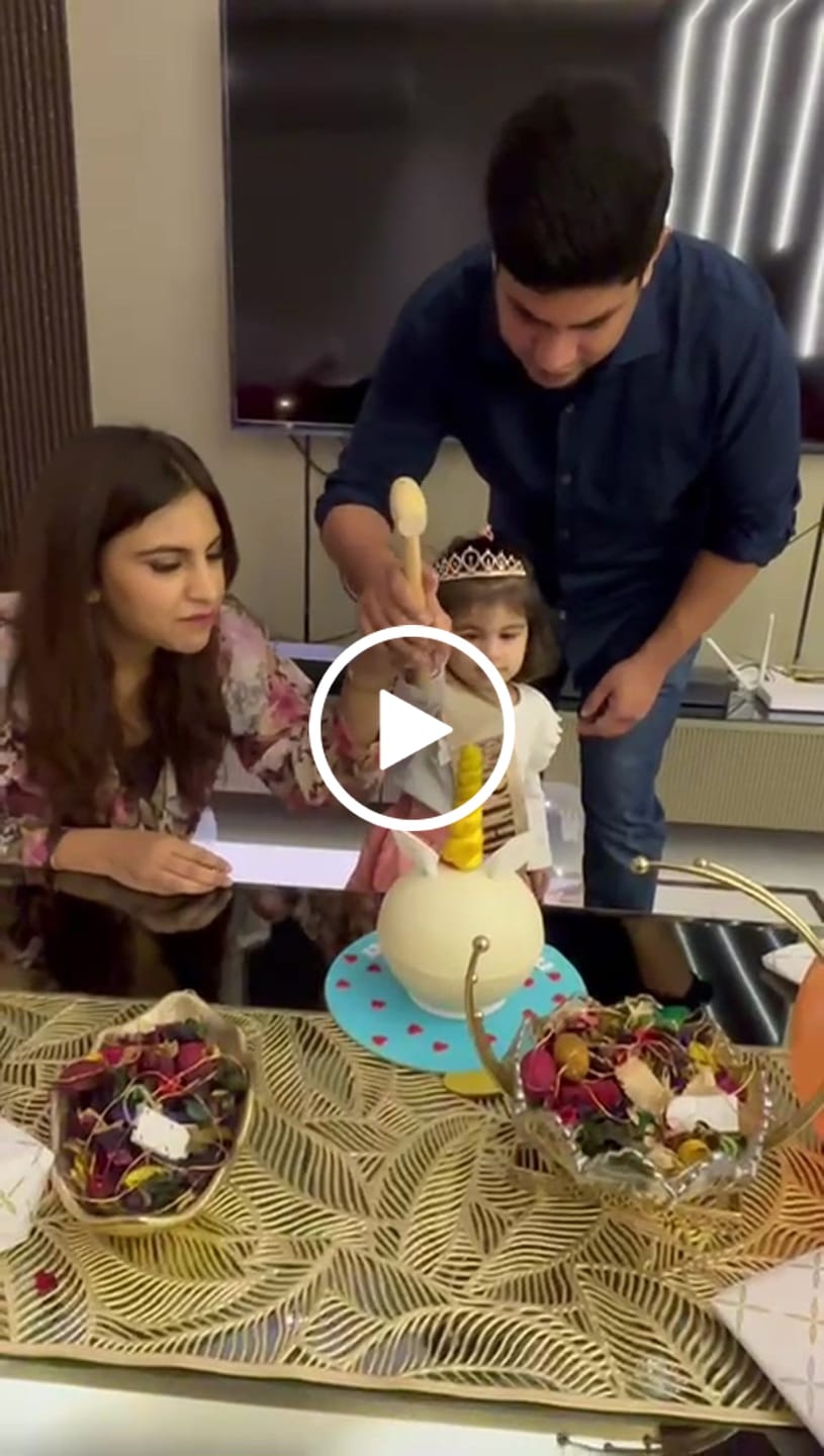 Customer video review of Unicorn Round Pinata Cake