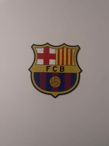 Customer photo review of FC Barcelona® Logo - Holzpuzzle