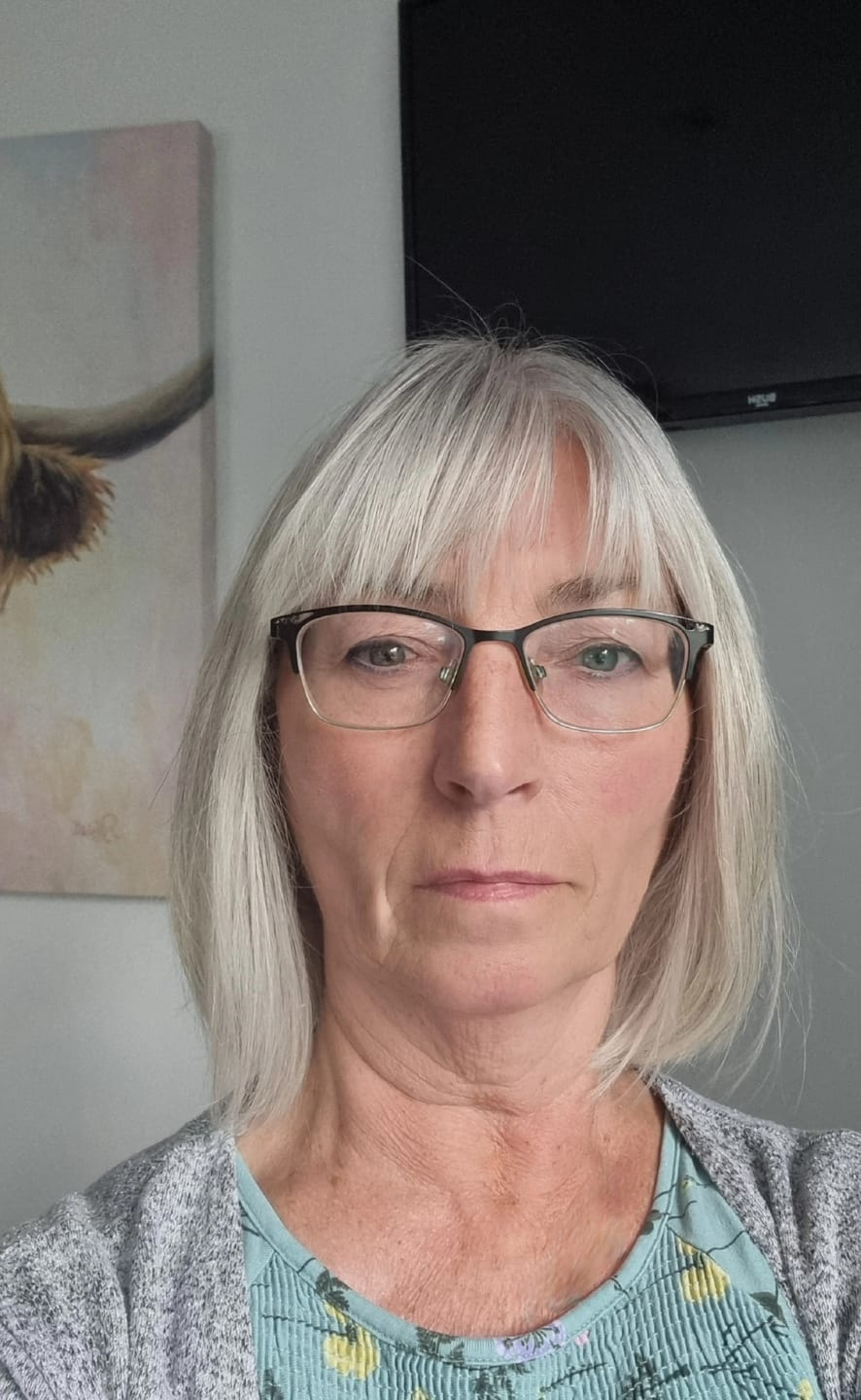 Customer photo review of Stranded Human Hair Hairline Fillers #52 Light Grey