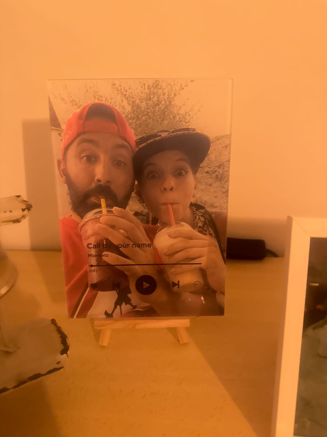 Customer photo review of Lâmpada Spotify Player Personalizável c/ Fotografia Completa