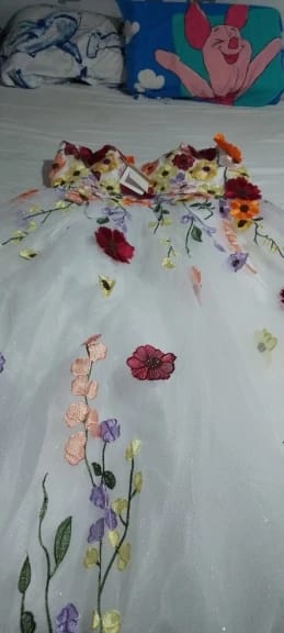 Customer photo review of Heidy Maxi Dress