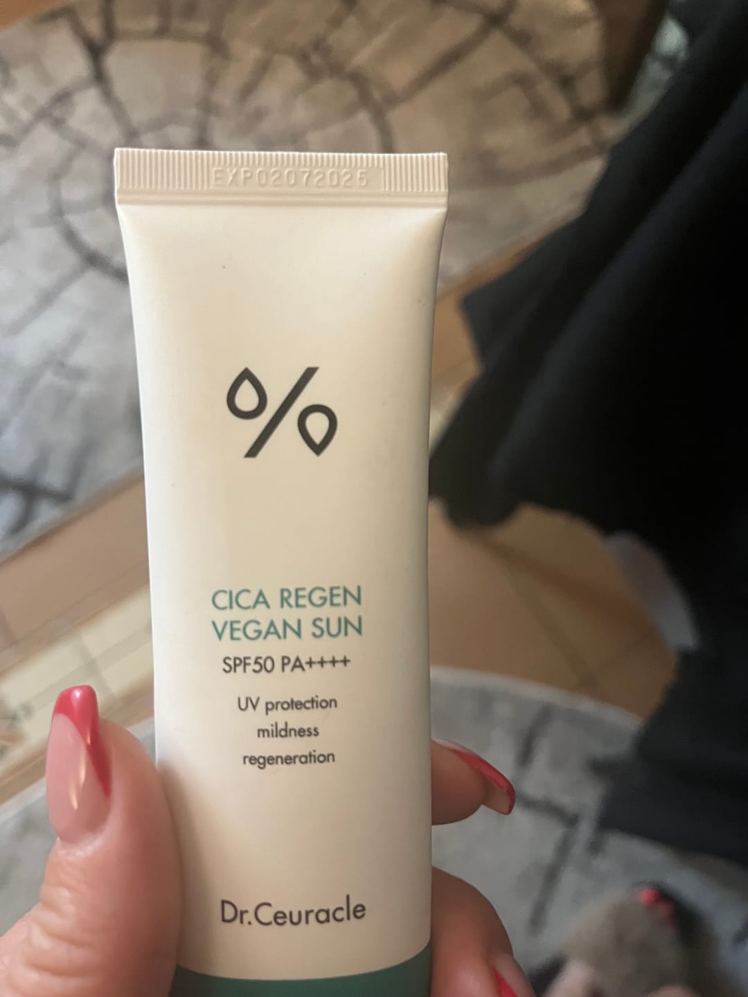 Customer photo review of Vegānisks saules aizsargkrēms ar Āzijas centellu Dr.Ceuracle Cica Regen Vegan Sun SPF 50+ PA++++