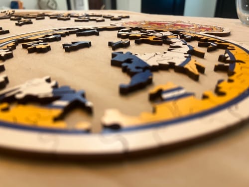 Customer photo review of Real Madrid CF® Logo - Holzpuzzle