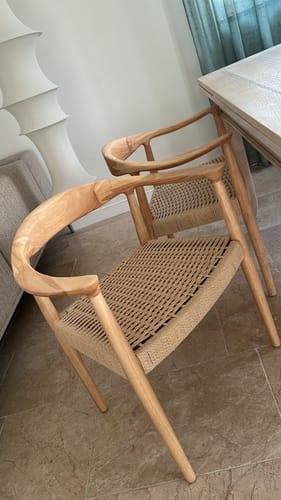 Customer photo review of Lot de 2 chaises en bois massif et corde