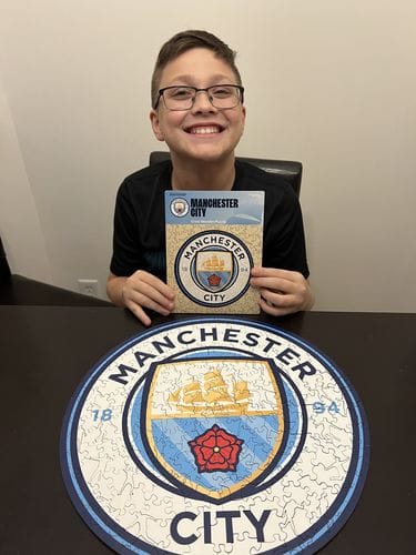 Customer photo review of Manchester City FC® Logo - Holzpuzzle