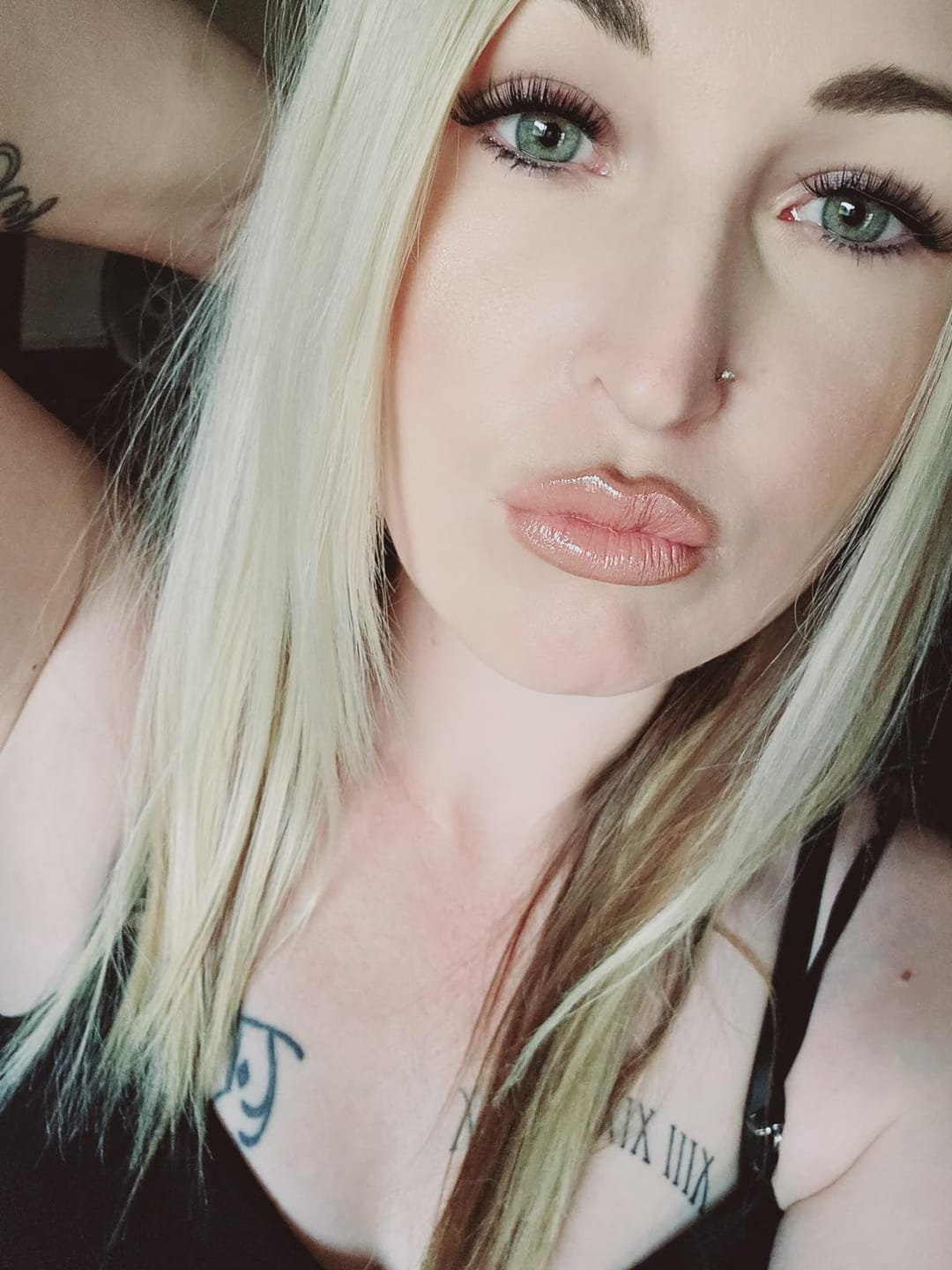 Customer photo review of MyLashes комплект за миглопластика