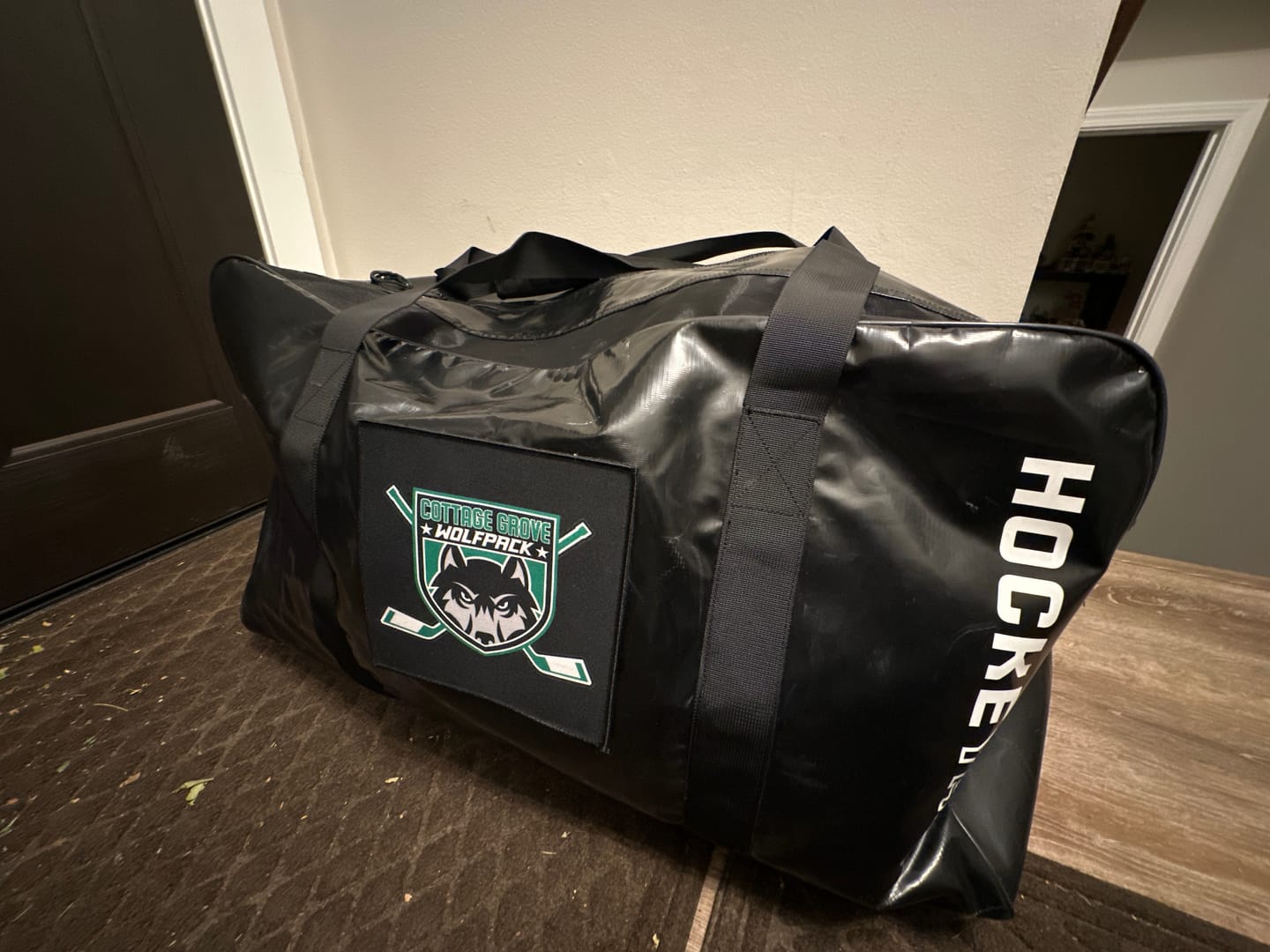 Customer photo review of YAKSAK HOCKEY BAG