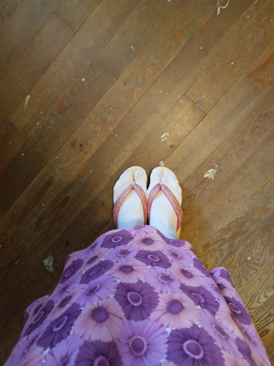 Customer photo review of Women's Geta Clogs 【Pink Embroidery】