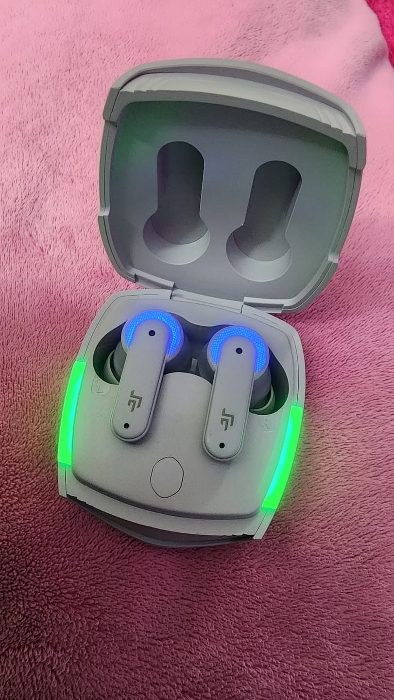 Customer photo review of Fury Max