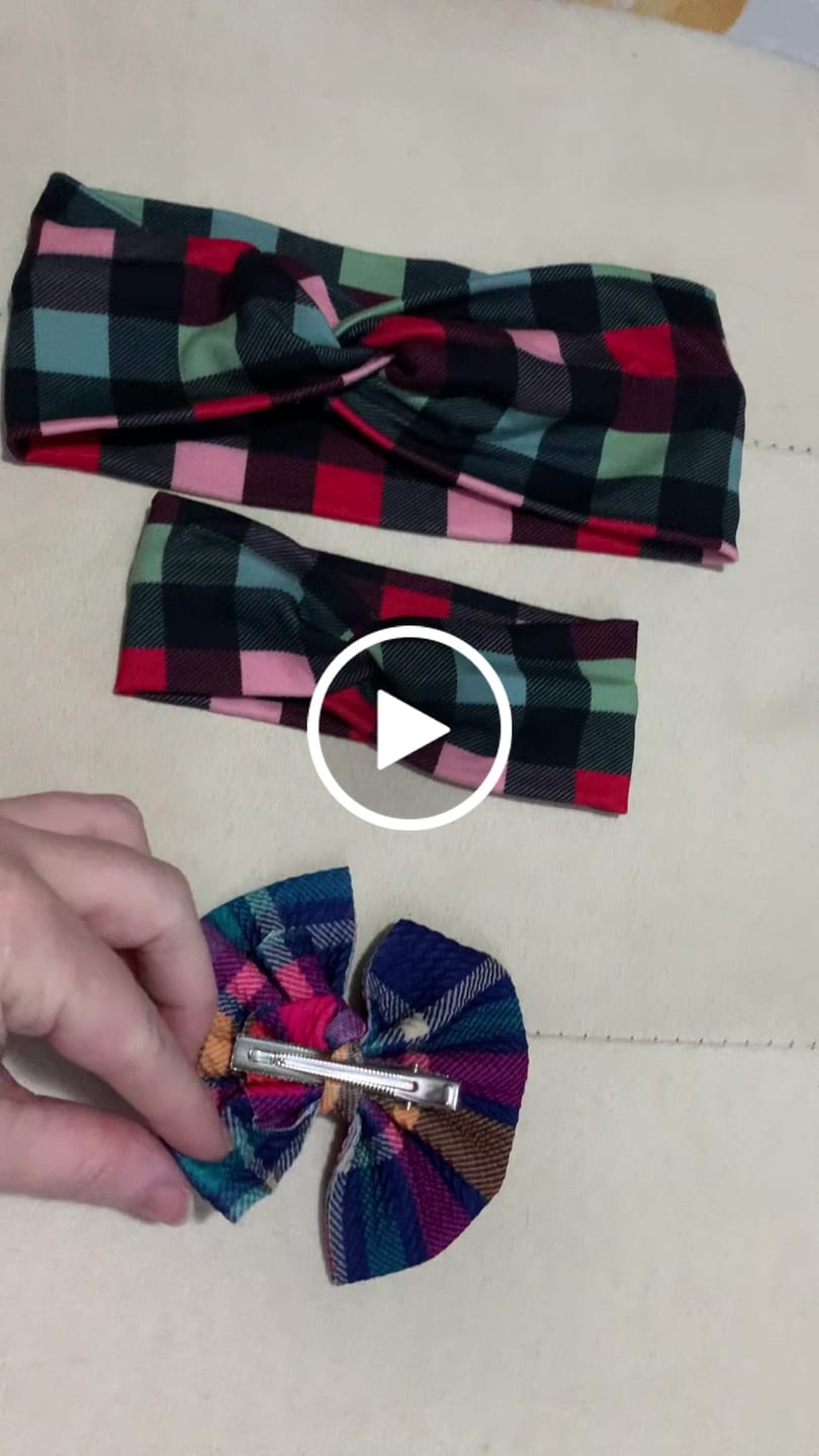 Customer video review of Christmas Plaid Headband