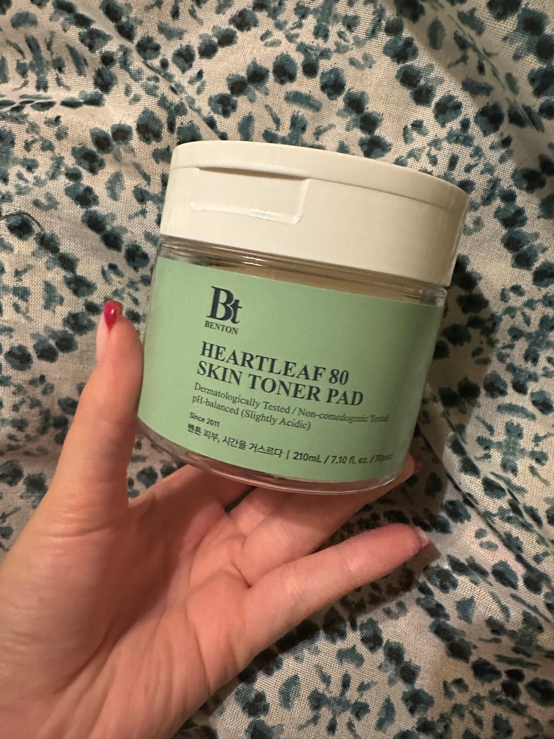 Customer photo review of Divpusēji pīlinga sejas spilventiņi ar houtūnijas ekstraktu BENTON Heartleaf Skin Toner Pad
