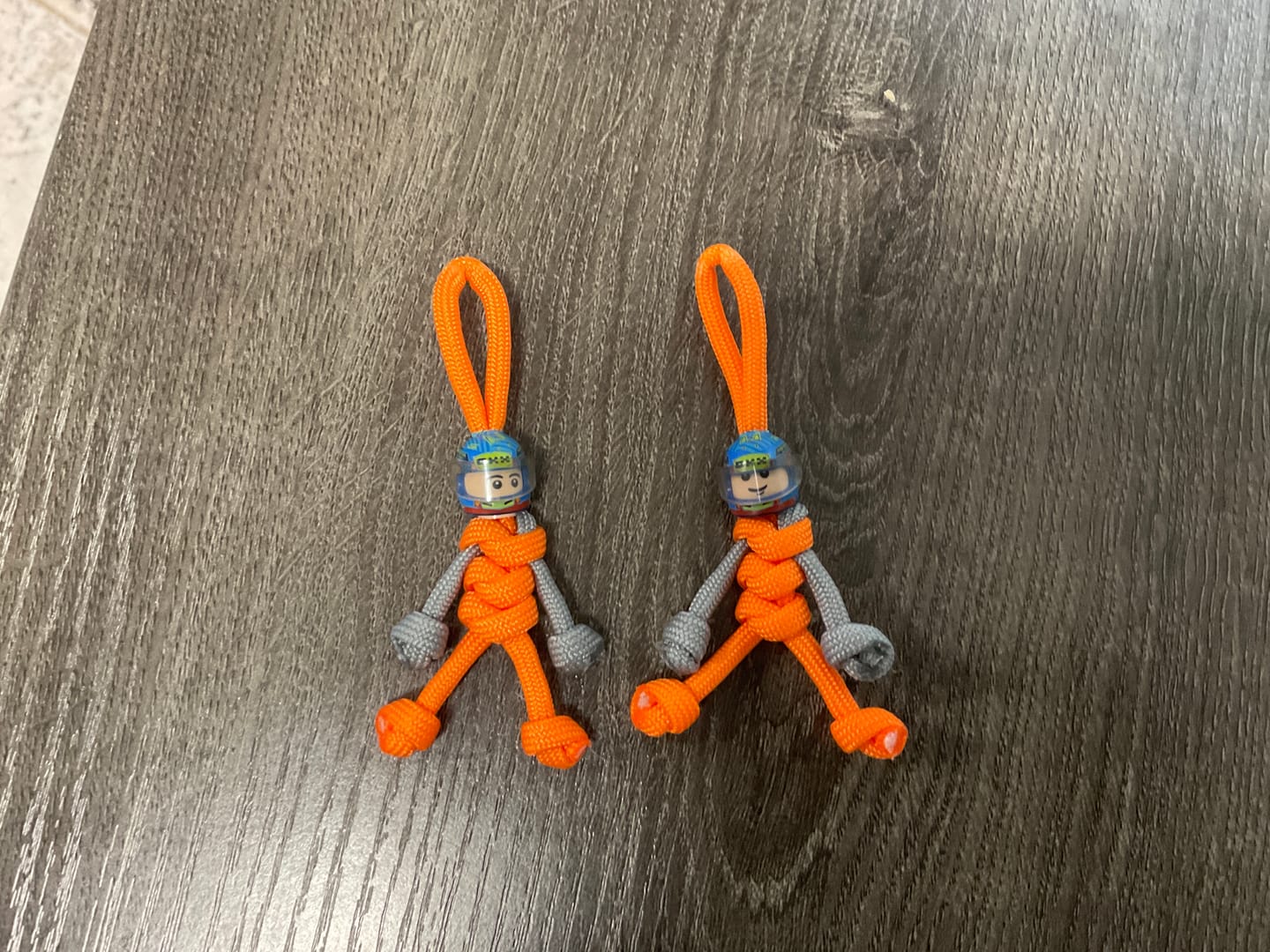 Customer photo review of Limited Edition Oscar Piastri Racing Paracord Buddy Keychain