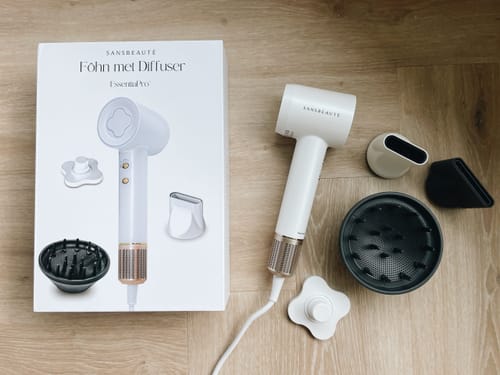 Fotorecensie van een klant over SANSBEAUTÉ® FÖHN MET DIFFUSER