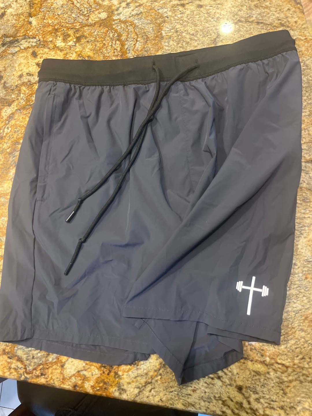 Customer photo review of Performance Shorts 7"