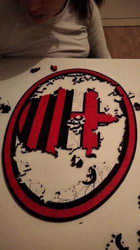 Customer photo review of AC Milan® Logo - Holzpuzzle