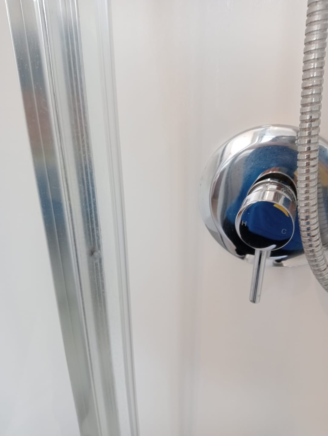 Customer photo review of Naked Glass Repellent & Protector 250ml