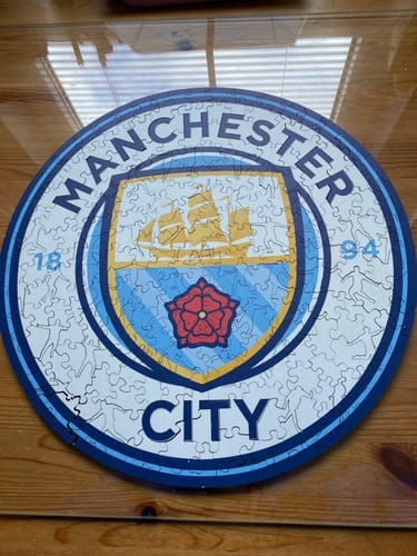 Customer photo review of Manchester City FC® Logo - Holzpuzzle