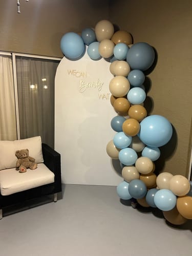 Customer photo review of Baby Blue Balloon Garland Kit